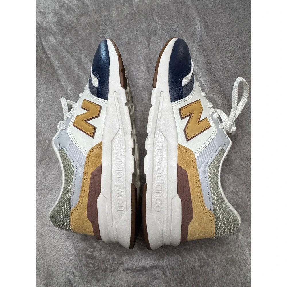 New Balance 997H Mens 10 Sea Salt Dolce Navy Cream Suede Sneakers CM997HZG